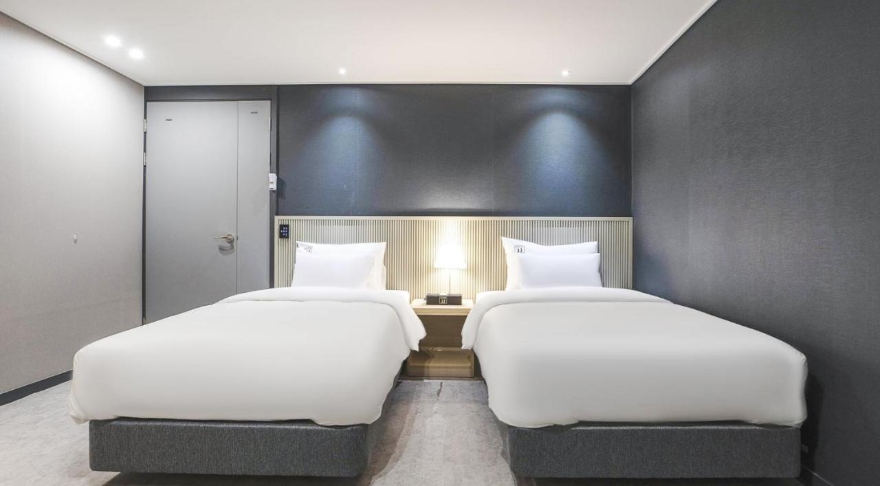 Jj Hotel Seongnam Dış mekan fotoğraf