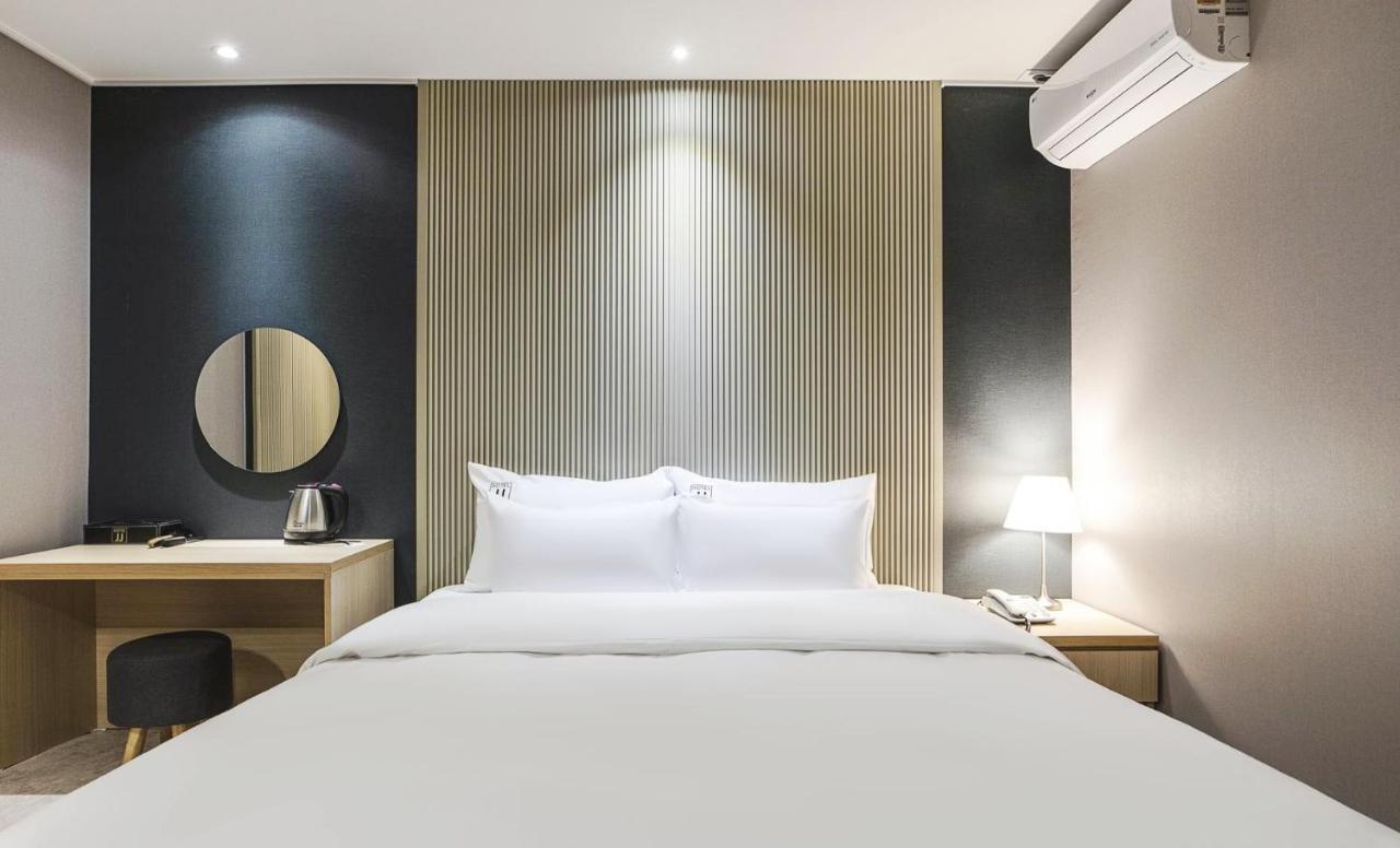 Jj Hotel Seongnam Dış mekan fotoğraf